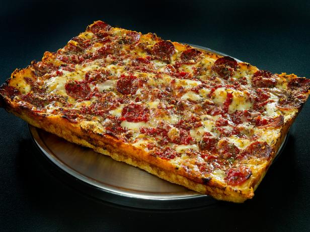 The Best Foods To Eat In Michigan Food Network Best Food In America By State Food Network Food Network
