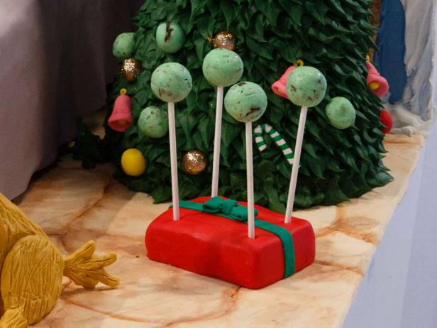Cherry Pistachio Fudge Pops