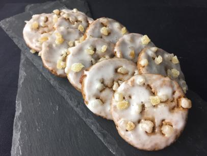 Snowflake Pie Crust Cutters  The Nibble Webzine Of Food