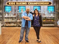 Hosts Duff Goldman and Valerie Bertinelli, as seen on Food Network's Kids Baking Championship, Season 3.