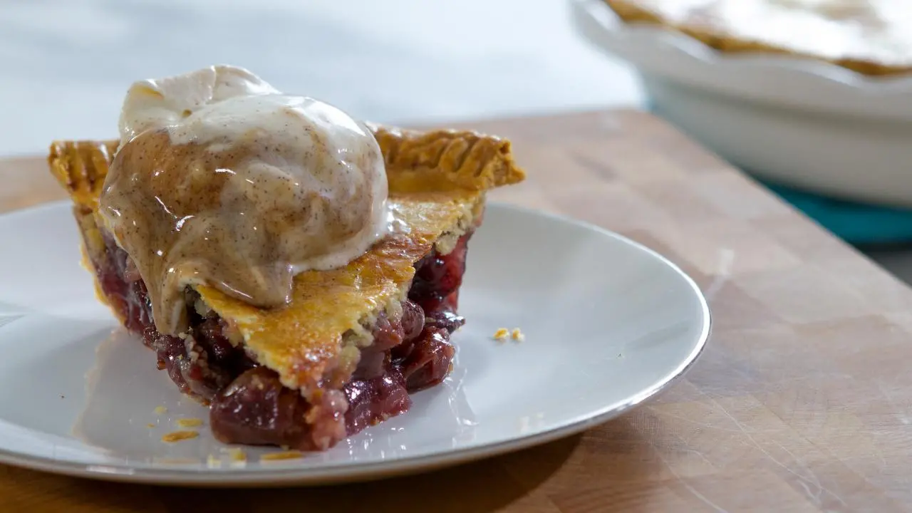 Eboo's Wild Scuppernong Pie