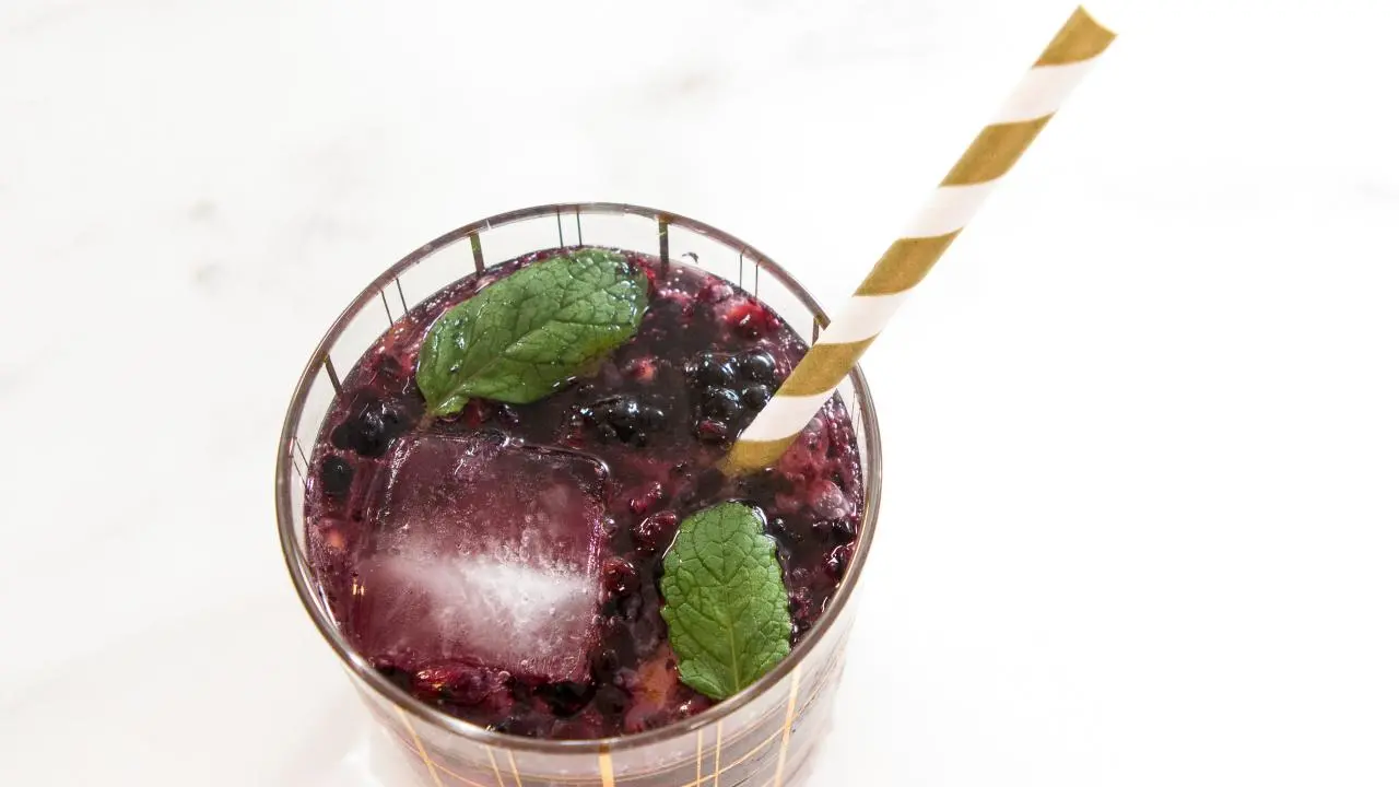 Blackberry-Black Pepper Cocktail