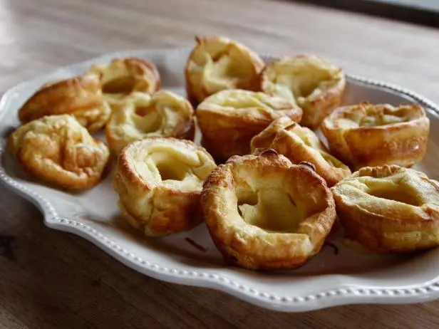 Yorkshire Pudding Recipe | Ree Drummond | Food Network