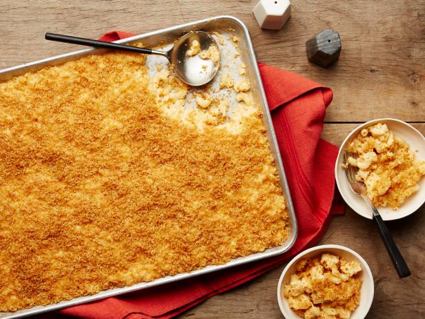 Food Network Kitchen’s Extra Crunchy Mac And Cheese for Better In A Sheet Pan, as seen on Food Network