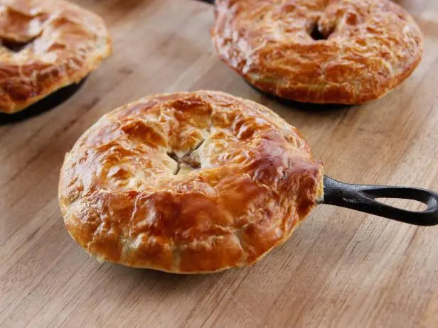 Beef Pot Pies Recipe | Ree Drummond - Food Network
