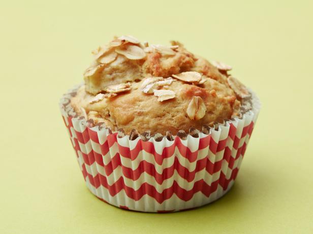 Food Network Kitchen’s Healthy Banana Oat Muffins for Year of Oats/Drunk Pies/Diners, as seen on Food Network.