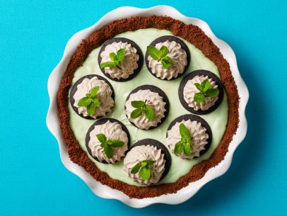 Food Network Kitchen’s Grasshopper Pie for Year of Oats/Drunk Pies/Diners, as seen on Food Network.
