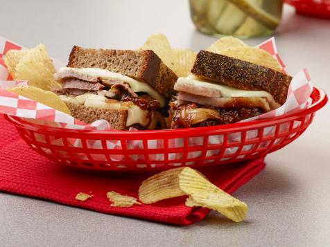 Brisket Melt with Steak Sauce