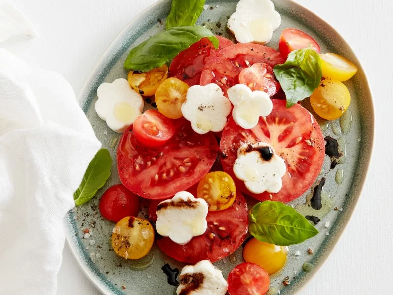 8 SURPRISING USES FOR COOKIE CUTTERS  1. Pancake Mold 2. Pizza PrettyFier 3. Sandwich Shaper 4. Cocktail Garnish 5. Pie Toppers 6. Mini Cake Cutter 7. Cheese Slicer 8. Apple Corer 8 Surprising Uses For Cookie Cutters Food Network Kitchen Food Network Pancake Mold, Frozen Pizza, Sandwich Shaper, Cocktail Garnish, Pie Toppers, Mini Cake Cutter, Cheese Slicer, Apple Corer 12 THINGS YOU SHOULD MAKE WITH PANCAKES