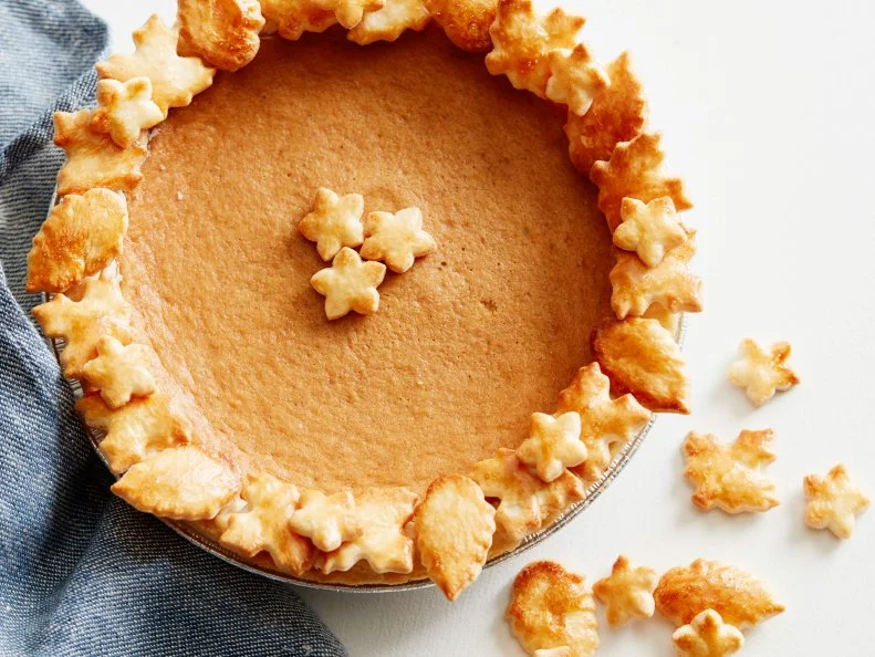 8 SURPRISING USES FOR COOKIE CUTTERS  1. Pancake Mold 2. Pizza PrettyFier 3. Sandwich Shaper 4. Cocktail Garnish 5. Pie Toppers 6. Mini Cake Cutter 7. Cheese Slicer 8. Apple Corer 8 Surprising Uses For Cookie Cutters Food Network Kitchen Food Network Pancake Mold, Frozen Pizza, Sandwich Shaper, Cocktail Garnish, Pie Toppers, Mini Cake Cutter, Cheese Slicer, Apple Corer 12 THINGS YOU SHOULD MAKE WITH PANCAKES