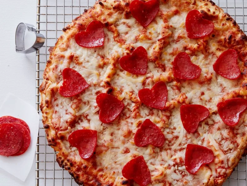 8 SURPRISING USES FOR COOKIE CUTTERS  1. Pancake Mold 2. Pizza PrettyFier 3. Sandwich Shaper 4. Cocktail Garnish 5. Pie Toppers 6. Mini Cake Cutter 7. Cheese Slicer 8. Apple Corer 8 Surprising Uses For Cookie Cutters Food Network Kitchen Food Network Pancake Mold, Frozen Pizza, Sandwich Shaper, Cocktail Garnish, Pie Toppers, Mini Cake Cutter, Cheese Slicer, Apple Corer 12 THINGS YOU SHOULD MAKE WITH PANCAKES