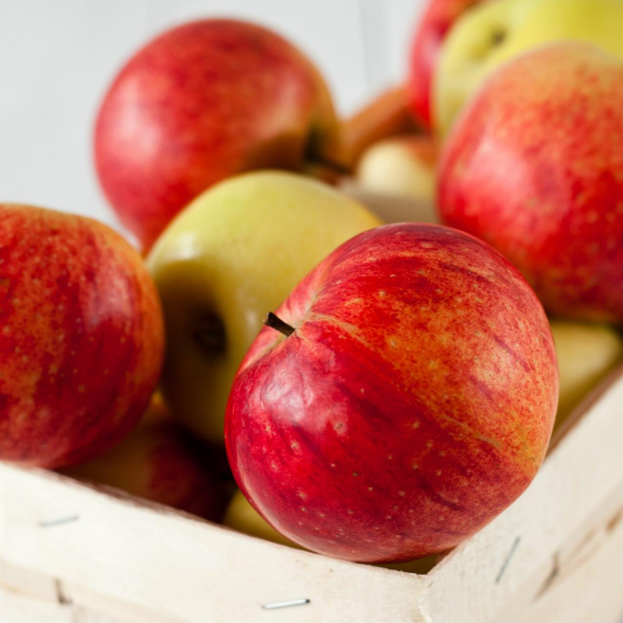 7 Best Apples For Juicing (& Which to Avoid) - Clean Eating Kitchen