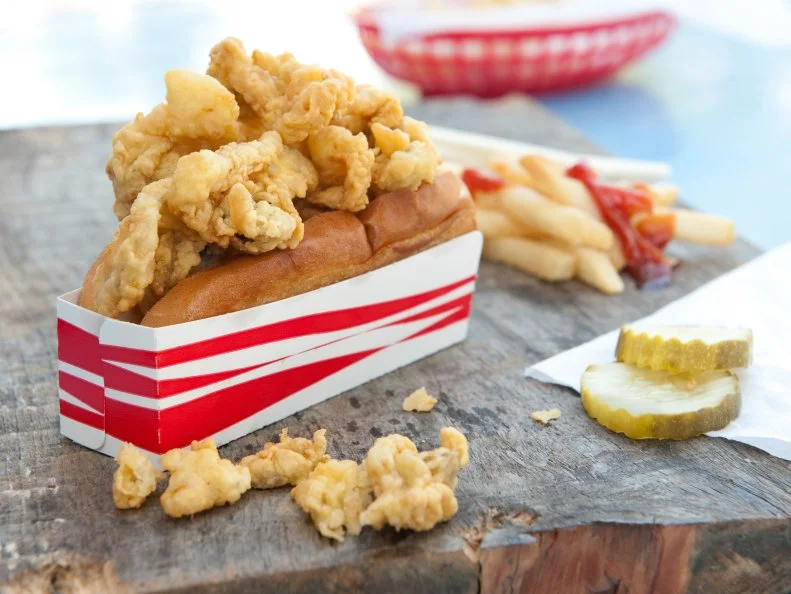 Robert Maine Grill and Bob's Clam Hut
