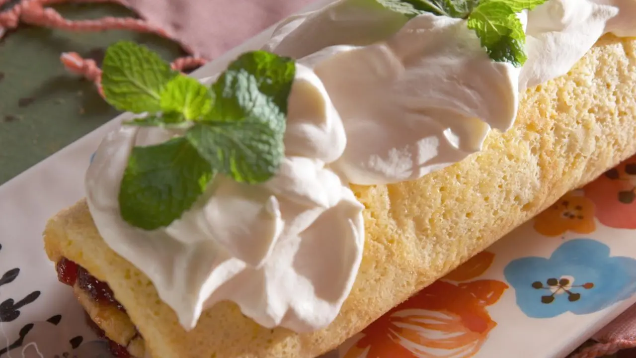 Nancy's Strawberry Jelly Roll