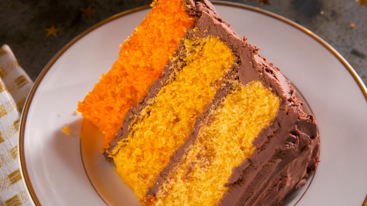 Farmhouse Dutch Orange Cake