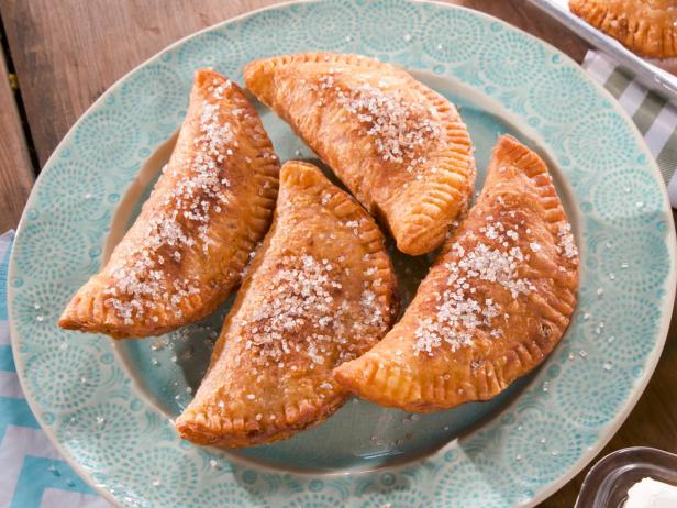 Rustic Cinnamon And Sugar Hand Pies With Raspberry Cream Cheese Filling Recipe Nancy Fuller Food Network