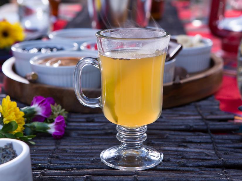 Beauty of Tiffani's Hot Toddy during Campfire Cookout, as seen on Cooking Channel's Dinner at Tiffani's, Season 2.