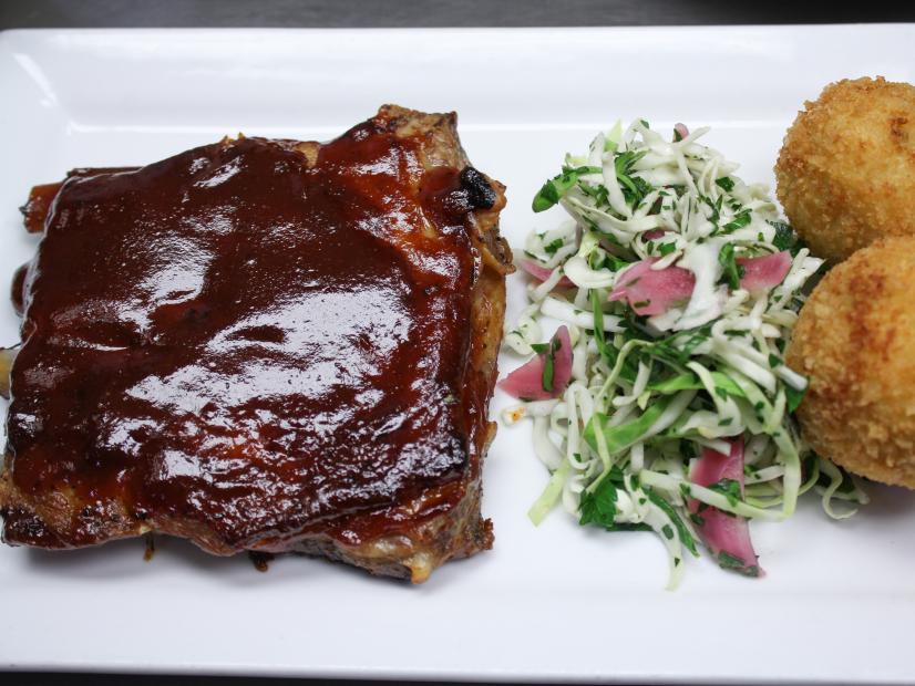 Dry Rubbed Bbq Pork Ribs With Green Cabbage Slaw Recipe Robert Irvine Food Network