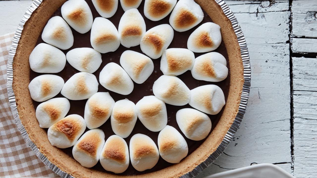 Things That Will Help You Make The Perfect Summer S'mores