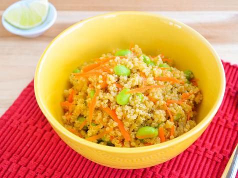 5-Ingredient Quinoa Salad with Edamame and Carrots