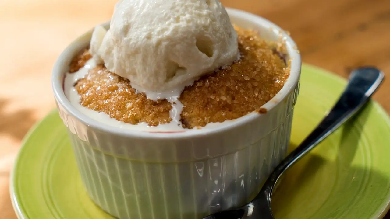 Bridget's Berry Cobbler