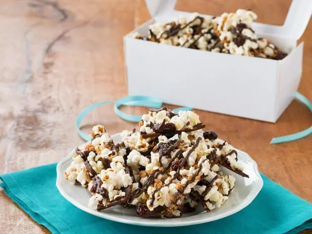 Sweet and Salty Popcorn Bark Recipe | Food Network