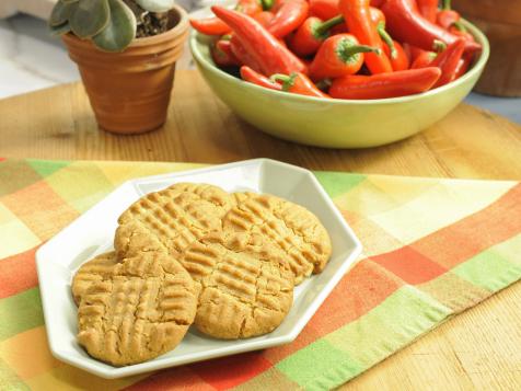 Crunchy Peanut Pepper Cookies