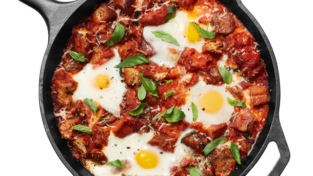 Eggs in Purgatory with Sausage