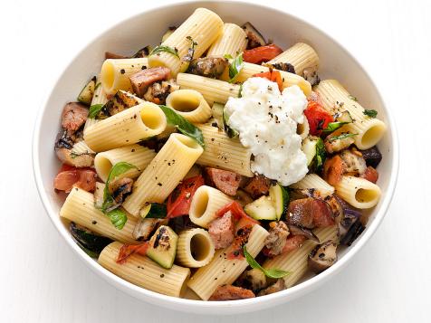 Rigatoni with Grilled Sausage and Vegetables