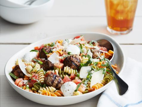 Grilled Meatball and Fusilli Pasta Salad