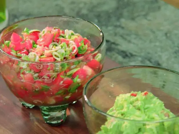 Dom's Salsa and Guacamole Recipe | Valerie Bertinelli | Food Network