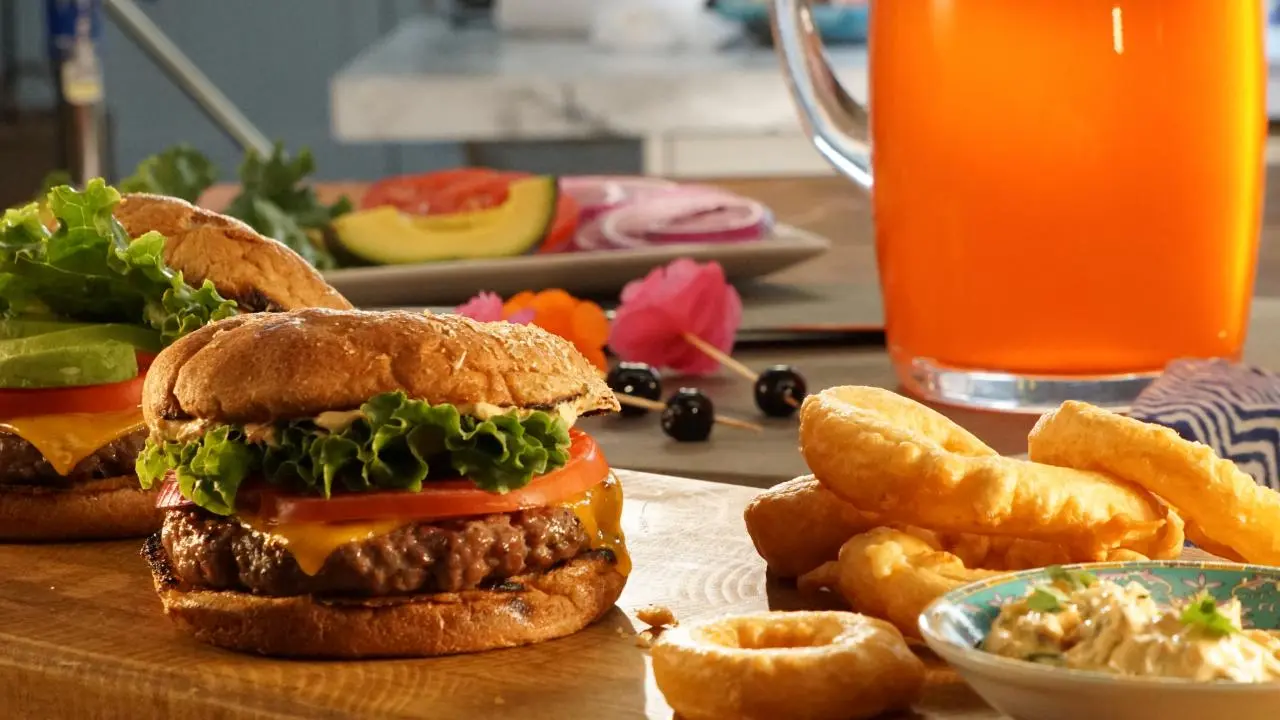 Chipotle Cheeseburgers