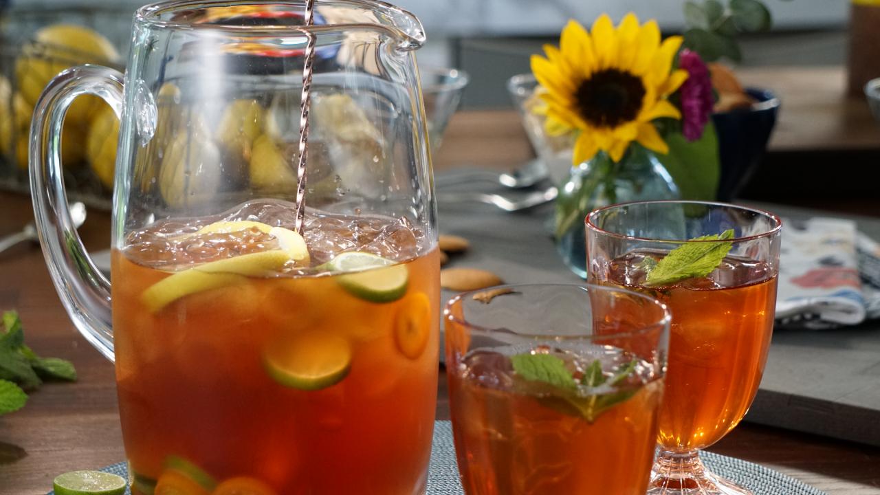 How to Make Sweet Iced Tea Like a Southerner - Little Figgy Food