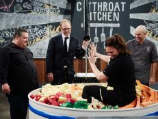 Watch Food Network's Cutthroat Kitchen: Alton's After-Show hosted by Alton Brown.