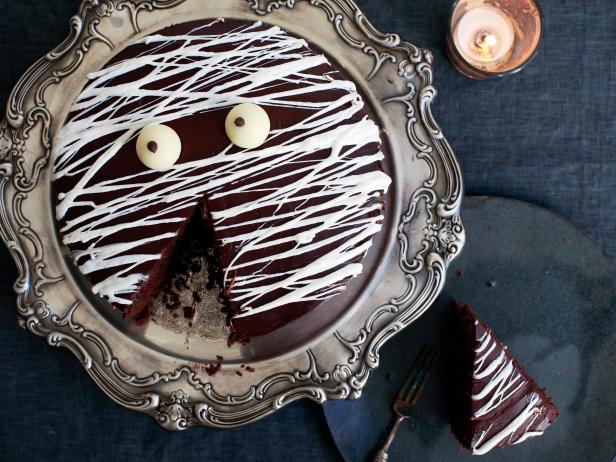 Best Easy Halloween Cakes - Spooky Halloween Cake Ideas
