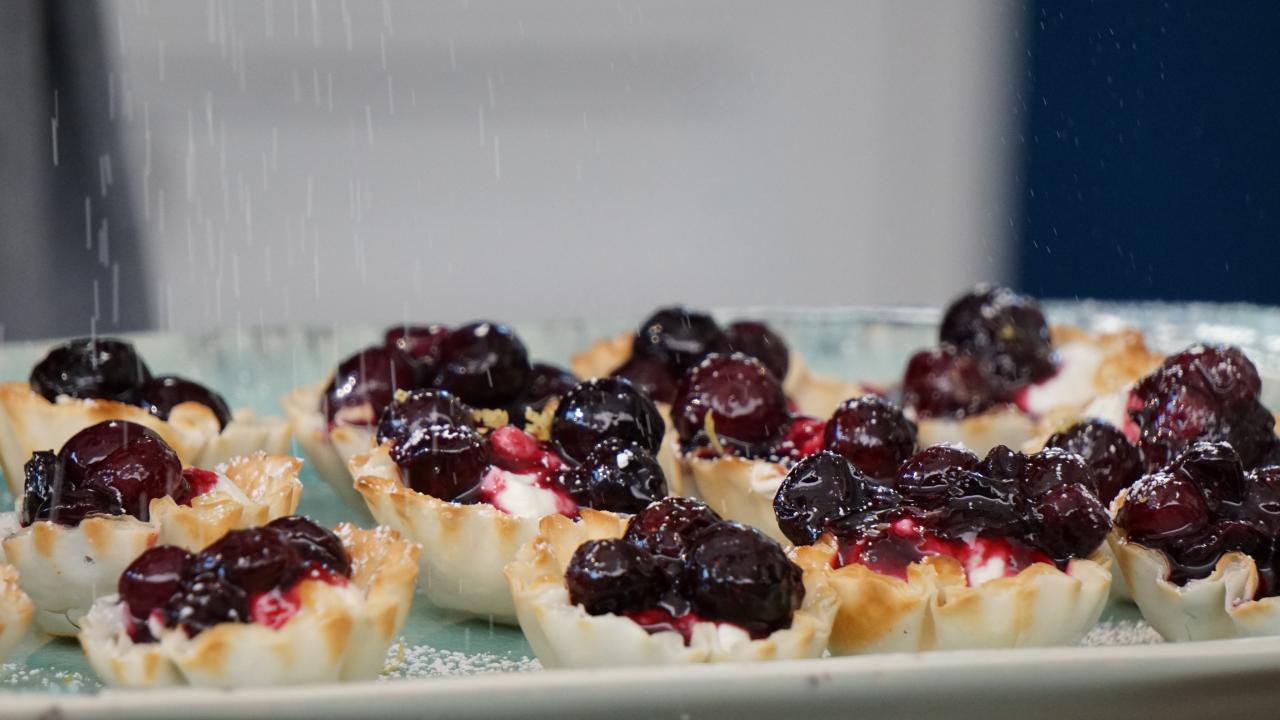 Blueberry Cheesecake Filo Cups