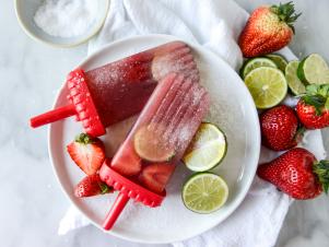fnd_Spike-It-Strawberry-Margarita-Pops_s4x3