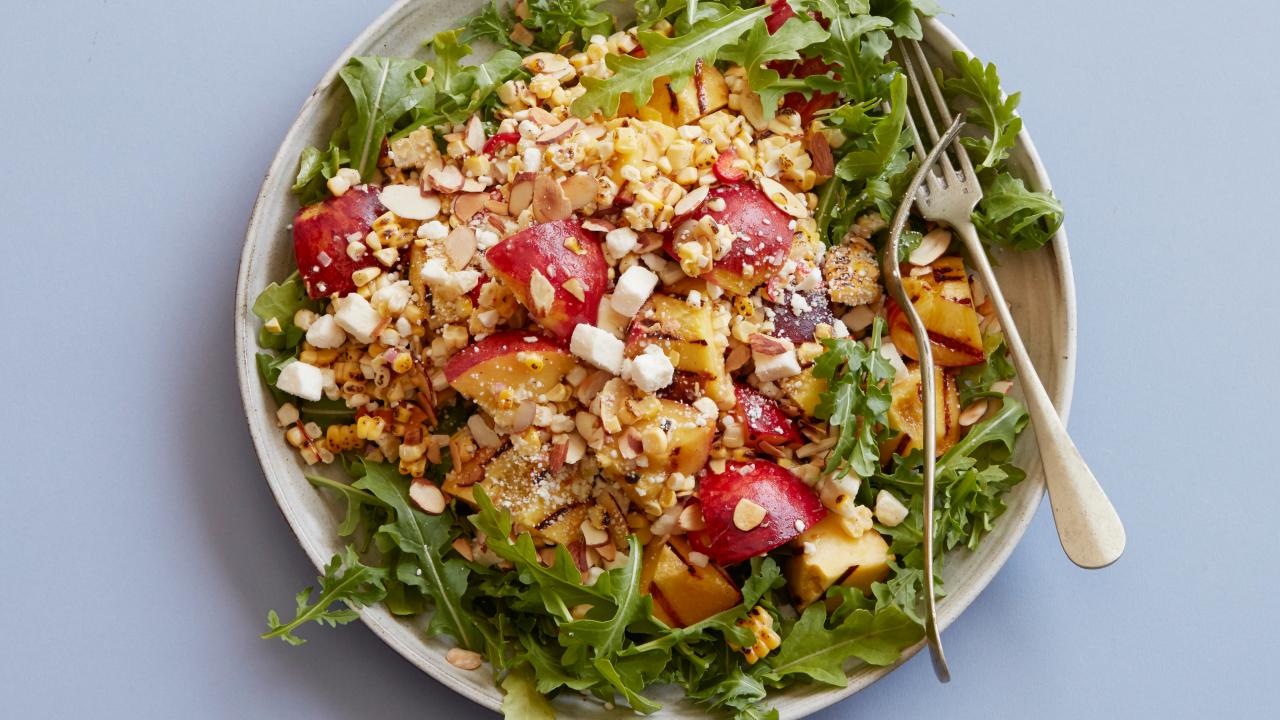 Grilled Peach and Corn Salad