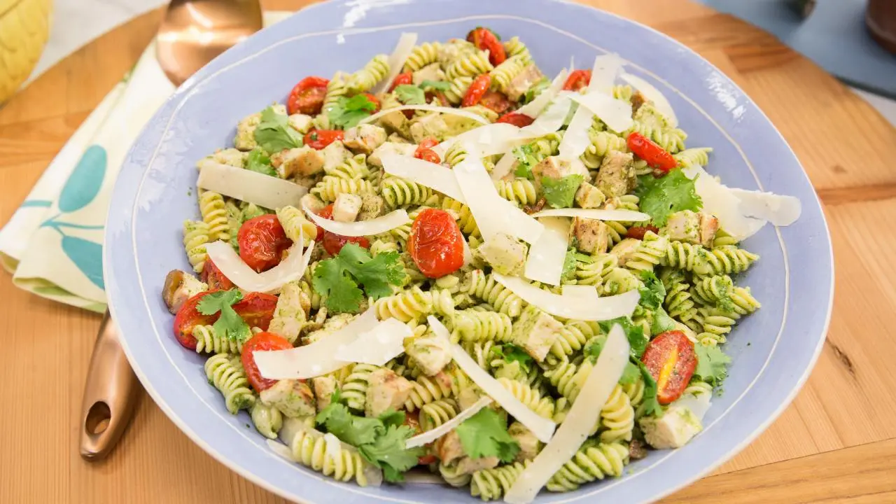 Cilantro Pesto Pasta Salad Recipe | Marcela Valladolid | Food Network