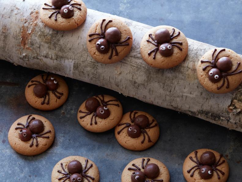 Key Words: Malted Milk Balls, Spider, Spooky, Flour, Baking Soda, Salt, Sugar, Butter, Vanilla Extract, Egg, Peanut Butter, White Cake Decorating Gel, Chocolate Chips