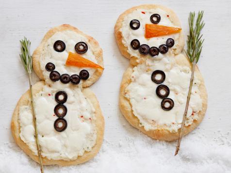 Snowman Personal Pizzas