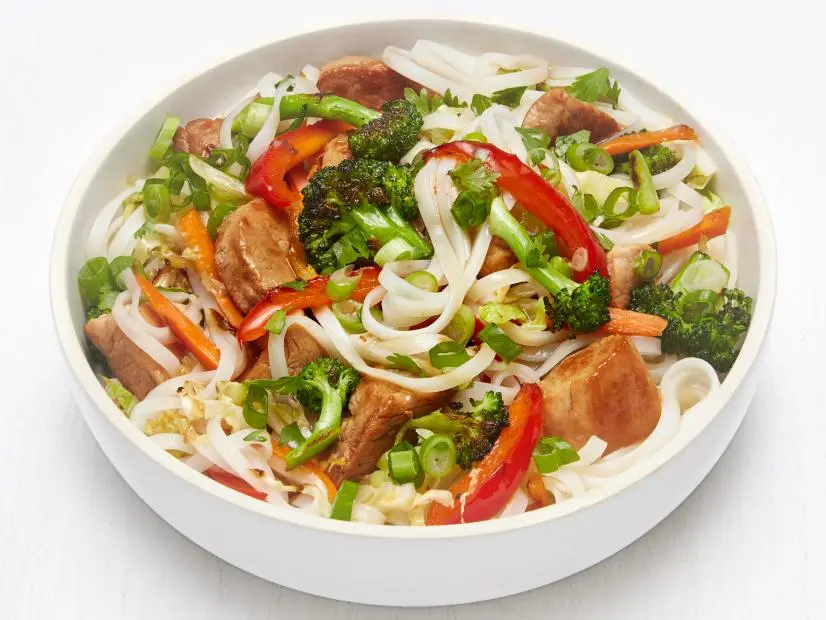 Rice Noodles With Pork And Ginger Vegetables Recipe 