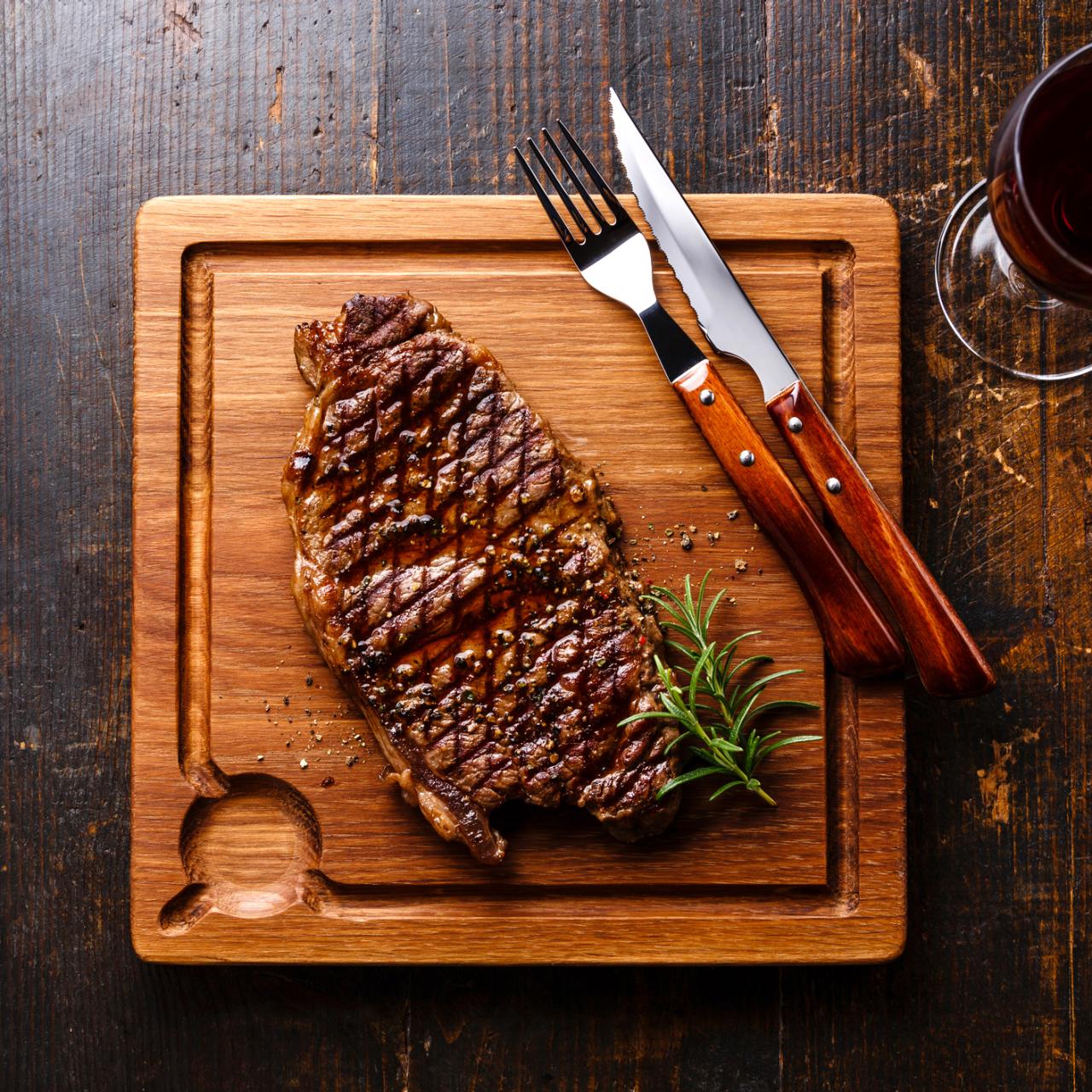 Wine Gift Sets, Best Steak Pairings