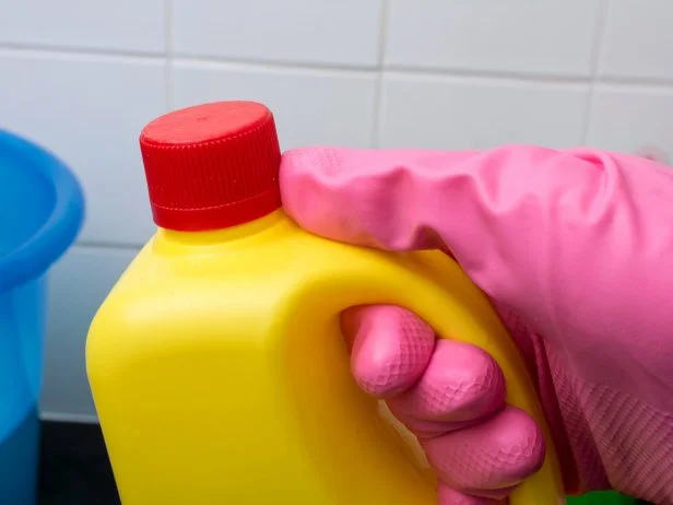 How to Sanitize Cutting Boards Regularly: Easy & Effective Tips