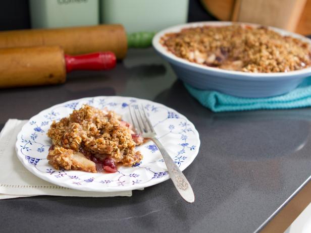 Cran-Apple Crisp image