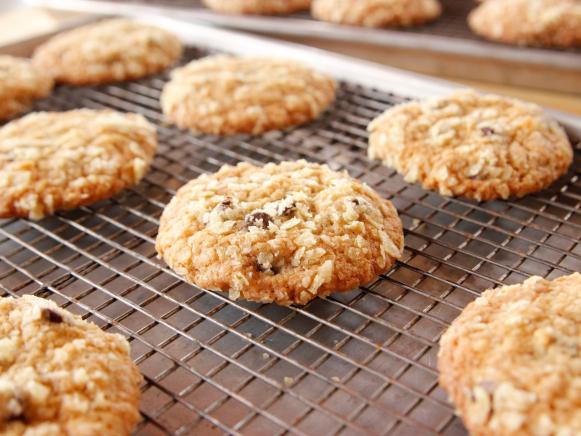 Potato Chip Chocolate Chip Cookies Recipe | Ree Drummond | Food Network