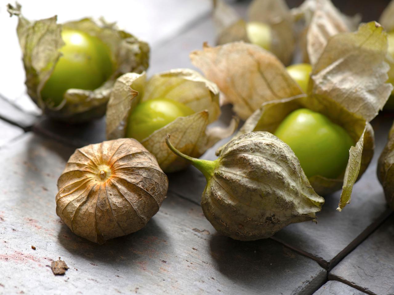 Have You Tried Cooking with Fresh Tomatillos? FN Dish Behindthe