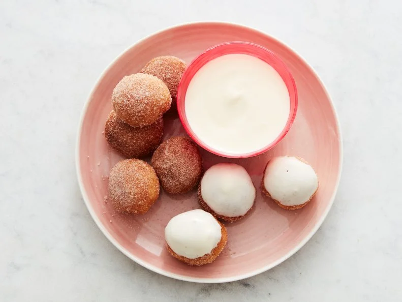 Food Nework Kitchen's 10 Reasons to Make Cream Cheese Frosting Today (and None of Them Involve Carrot Cake) Doughnut Dip