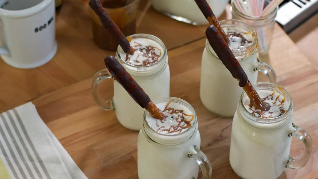 Eddie Jackson's Game-Day Playbook -- Vanilla Bourbon Milkshake