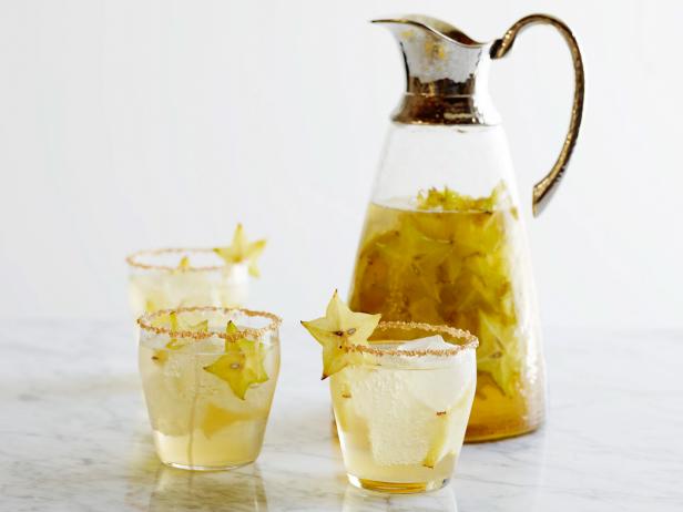 Vanilla, Starfruit and Champagne Sangria